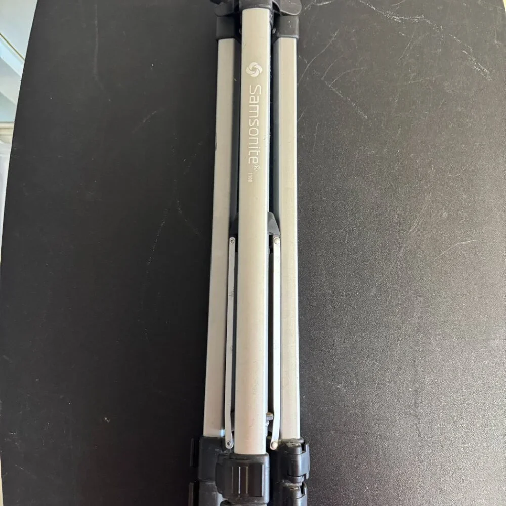 Samsonite aluminum small tripod